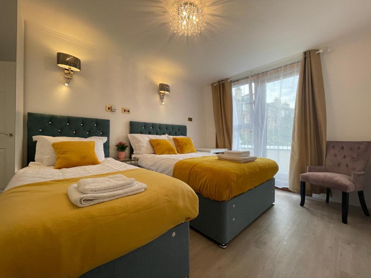 Central Comfy 2 Familyroom Apart Edinburg Exteriör bild
